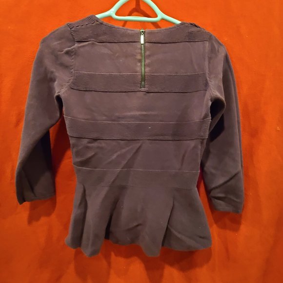 Oasis top with skirt bottom - Picture 3 of 3